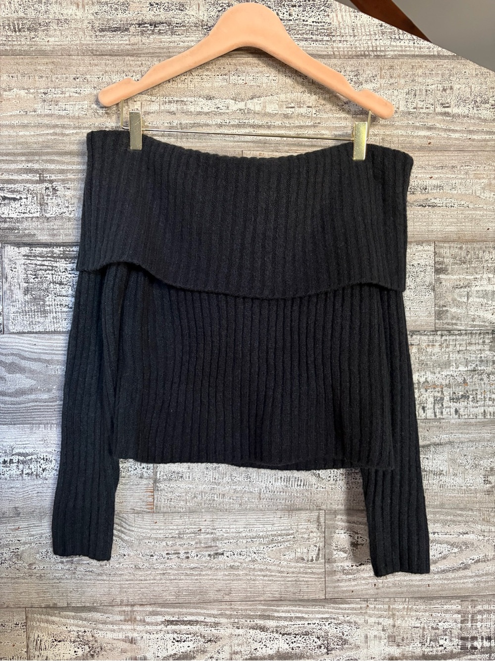 Abercrombie & Fitch Rib Knit Sweater